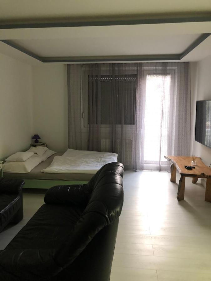 Bezso Apartman Hajdúszoboszló Eksteriør bilde